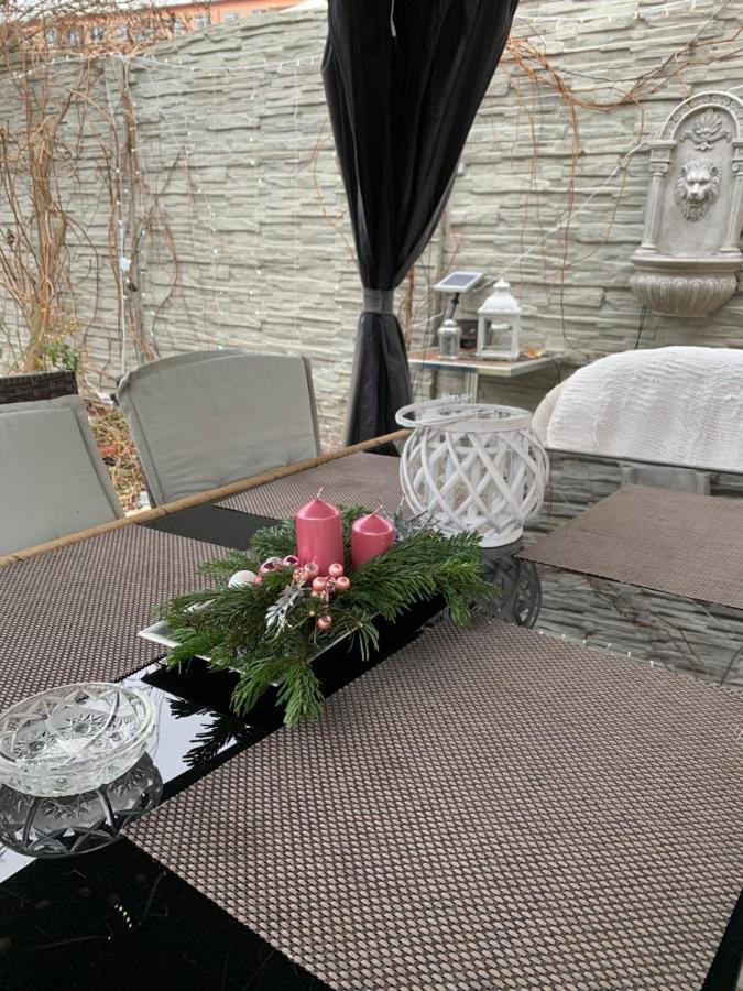 הוילה Alia House With Garden In Piestany מראה חיצוני תמונה